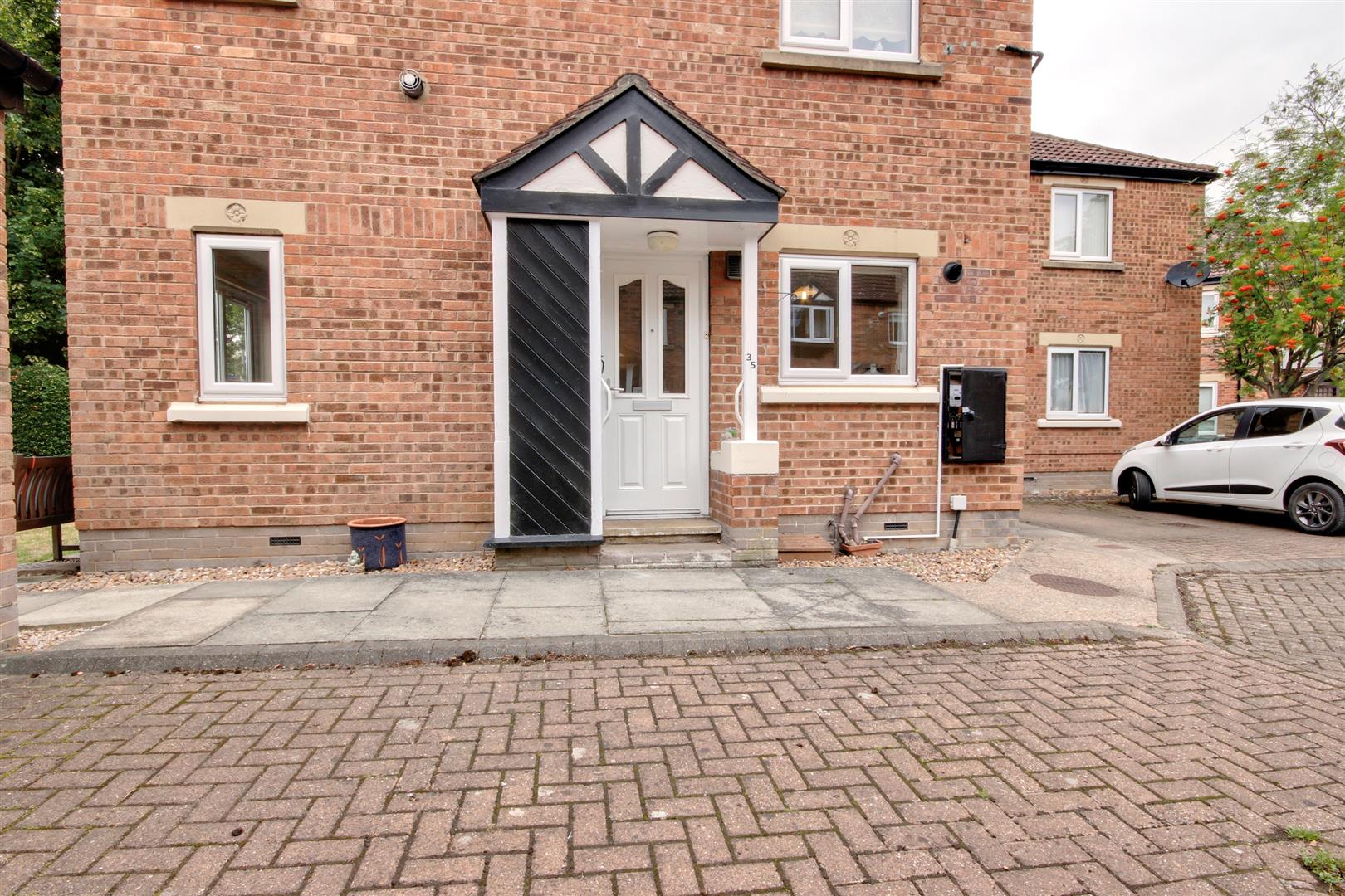 Applegarth Mews, Crescent Street, Cottingham